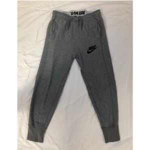 Nike Joggers